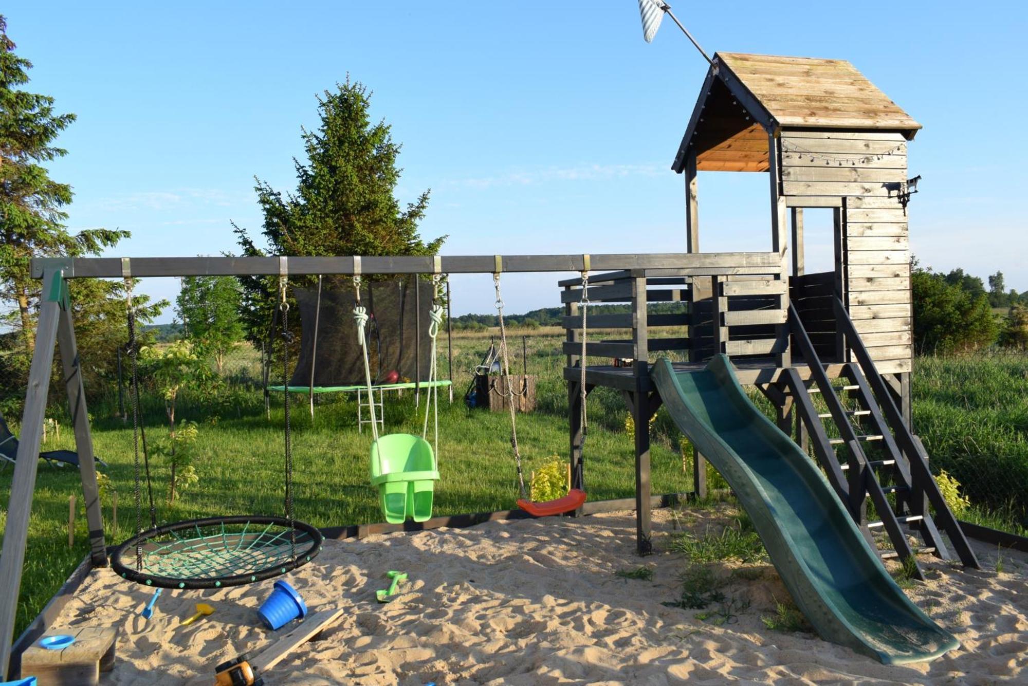 Apartamenty Poswiata - Dwupokojowe, Komfortowe, O Wielkosci Domku, Ze Wspanialym Widokiem Na Laki Bobolin Exterior foto